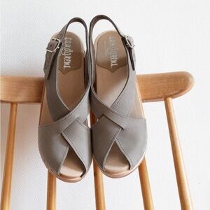 Sandgrens Morocco clogs in Stone 39/8